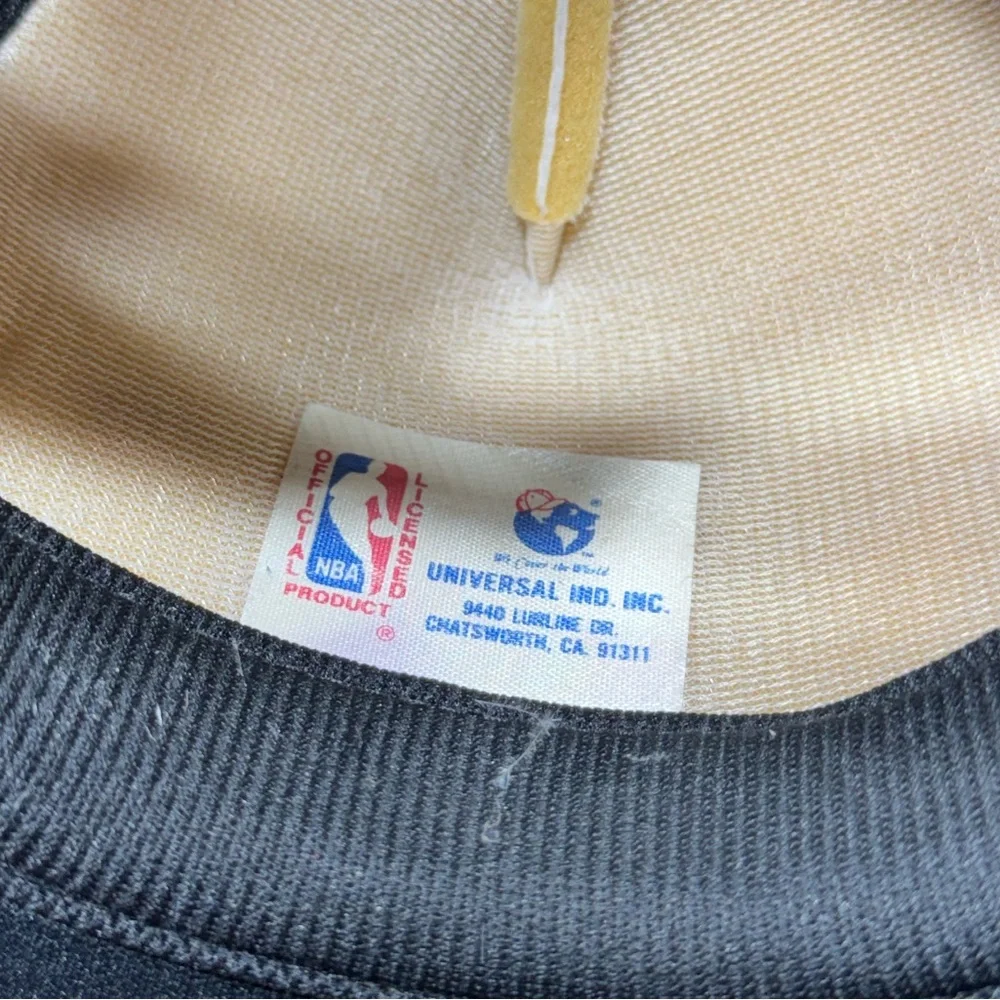 Vintage Official 1990 NBA Finals Trucker Hat - Picture 2 of 3